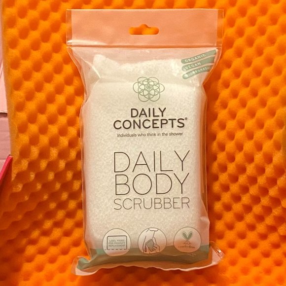 Daily Concepts All Over The Body Gift Set - Picture 8 of 8